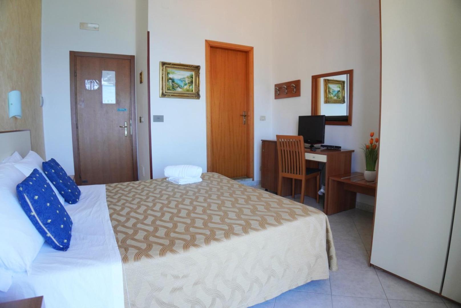 New Hotel Sonia Santa Maria di Castellabate Exterior foto